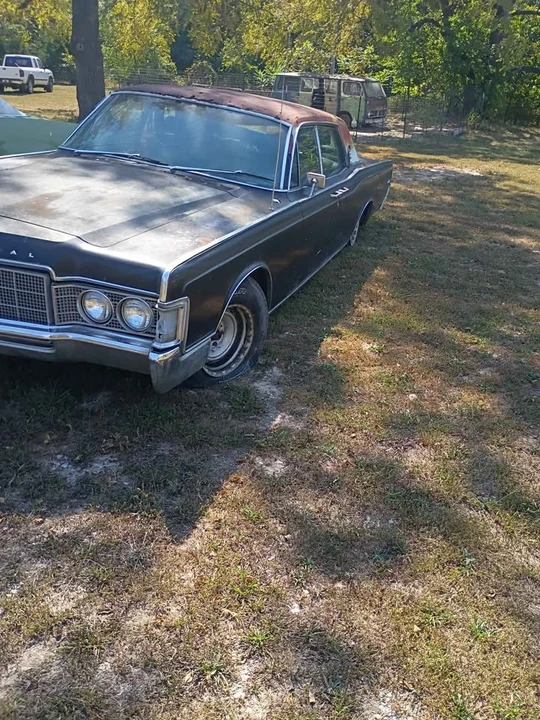 1968 Lincoln Continental 4th Gen - Image 2 of 10