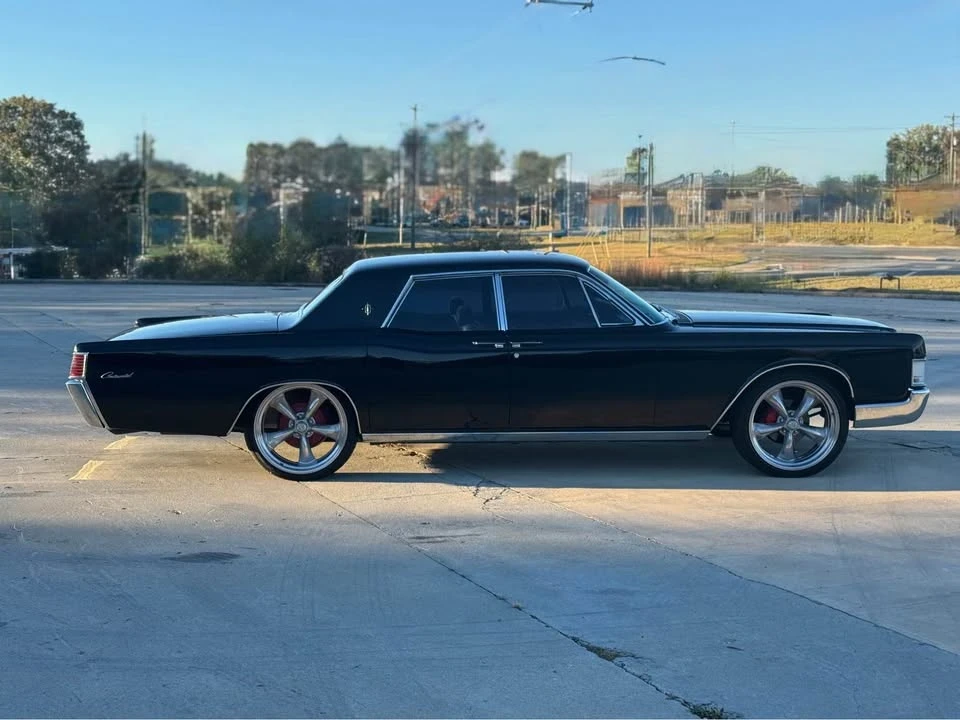 1968 Lincoln Continental 4th Gen - Image 13 of 14