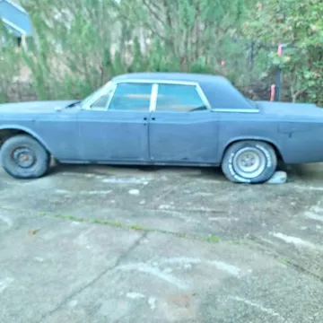 1968 Lincoln Continental Sedan 4D