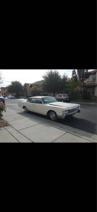 1968 Lincoln Continental 4th Gen - Image 2 of 11