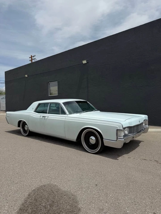 1968 Lincoln Continental 4th Gen - Image 6 of 20