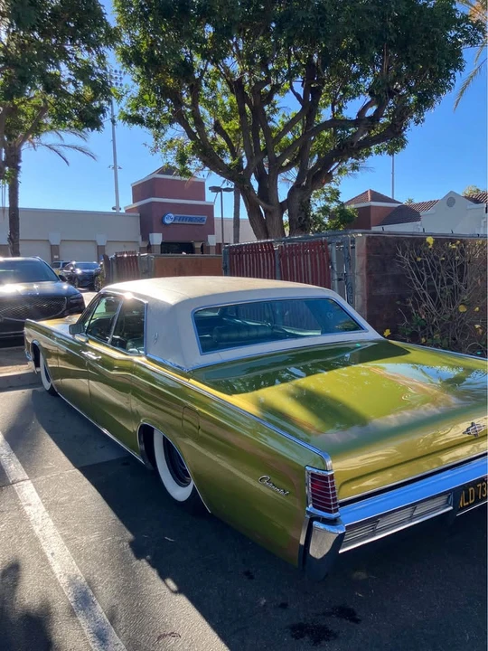 1968 Lincoln Continental 4th Gen - Image 9 of 10