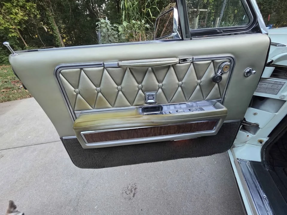 1968 Lincoln Continental 4th Gen - Image 14 of 16