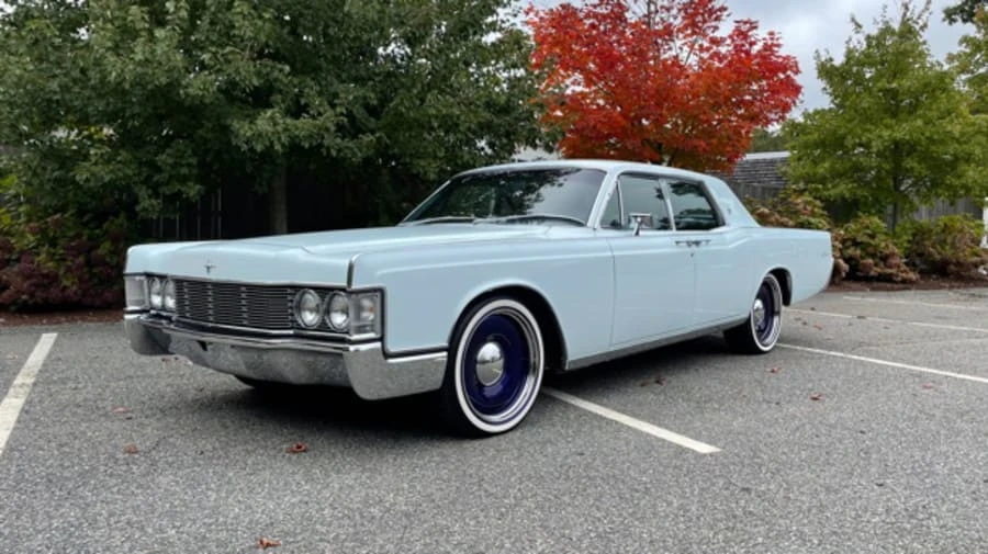 1968 Lincoln Continental 4th Gen - Image 11 of 14