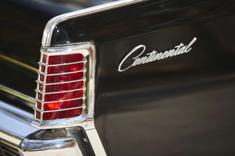 1968 Lincoln Continental 4th Gen - Image 20 of 31
