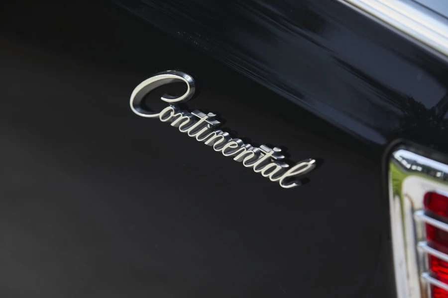 1968 Lincoln Continental 4th Gen - Image 16 of 31