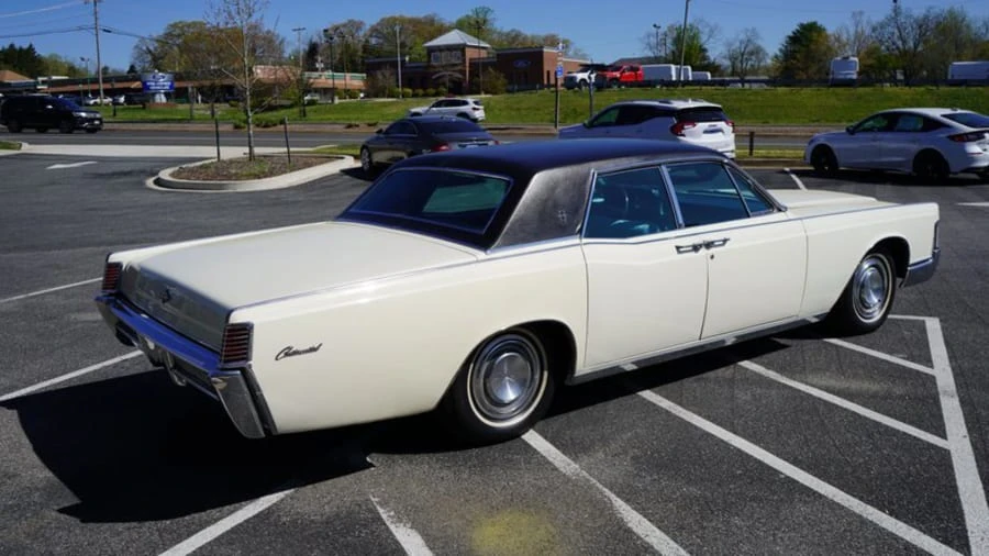 1968 Lincoln Continental 4th Gen - Image 3 of 12