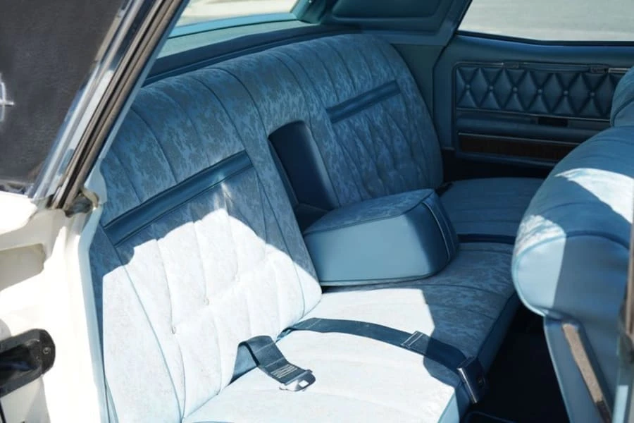 1968 Lincoln Continental 4th Gen - Image 11 of 12