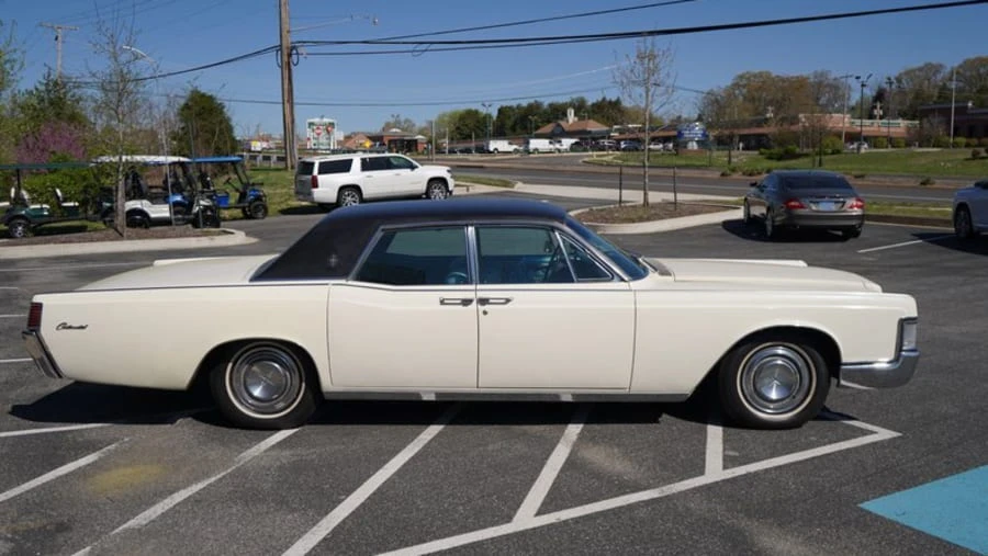 1968 Lincoln Continental 4th Gen - Image 2 of 12
