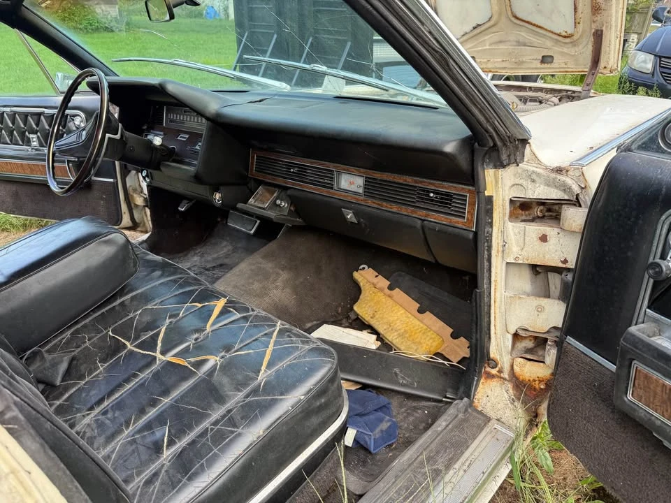 1968 Lincoln Continental 4th Gen - Image 11 of 20