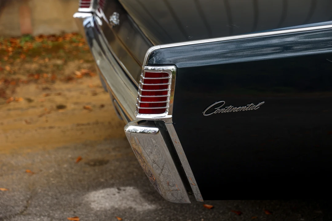 1968 Lincoln Continental 4th Gen - Image 24 of 31