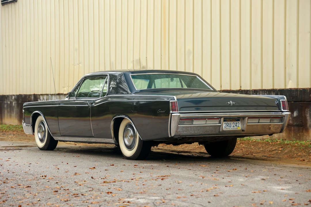 1968 Lincoln Continental 4th Gen - Image 12 of 31