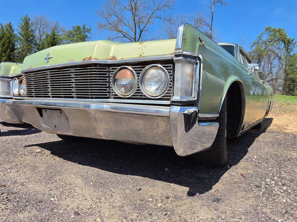 1968 Lincoln Continental 4th Gen - Image 2 of 7