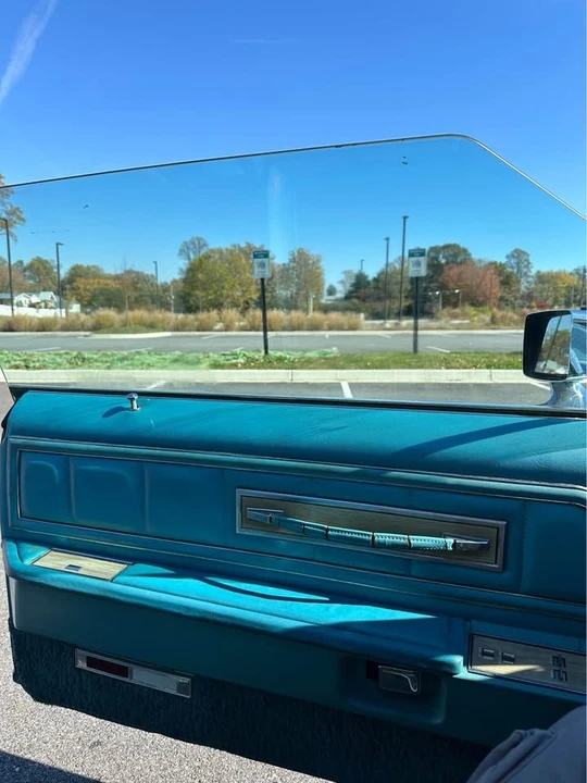 1968 Lincoln Continental 4th Gen - Image 14 of 15