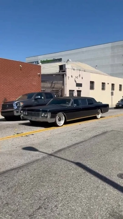 1968 Lincoln Continental 4th Gen - Image 10 of 10