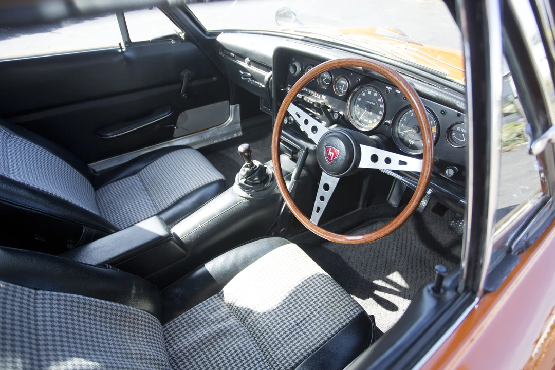 1968 Mazda L10A/L10B Cosmo - Image 9 of 31