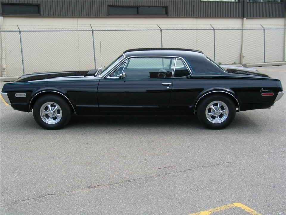 1968 Mercury Cougar 1st Gen - Image 5 of 5