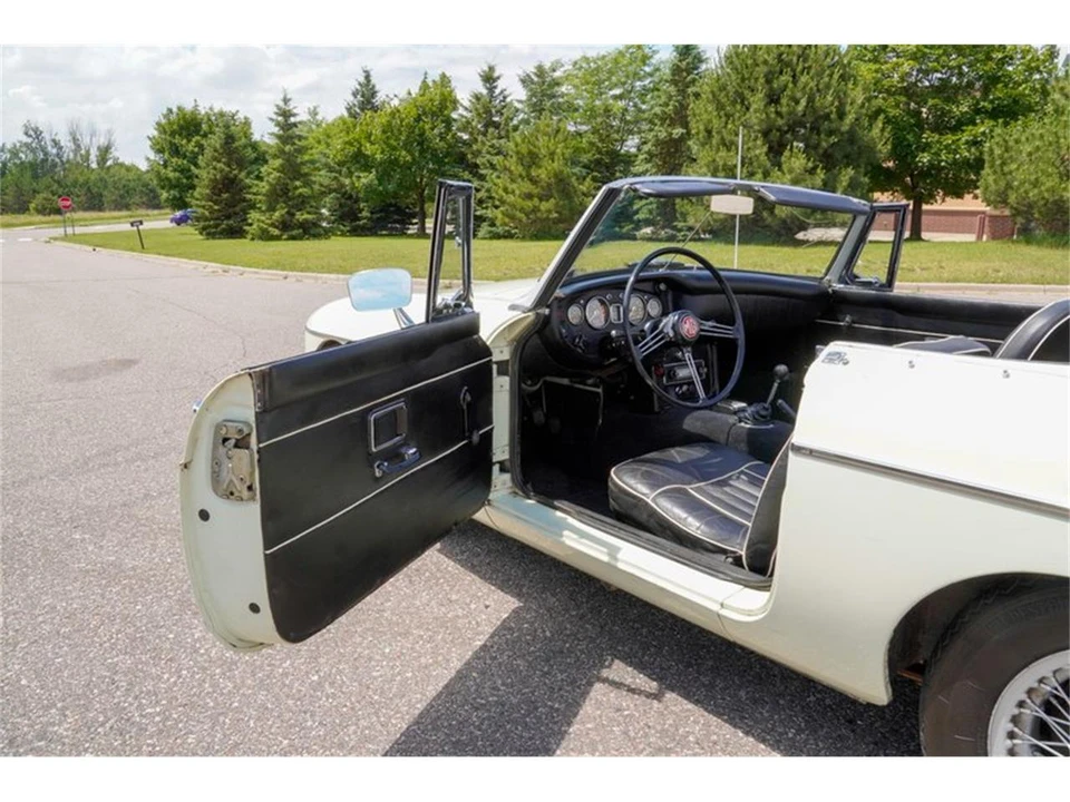 1968 MG MGB Roadster - Image 10 of 31