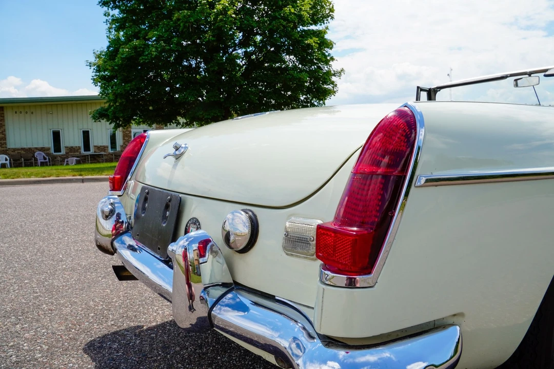 1968 MG MGB Roadster - Image 31 of 31