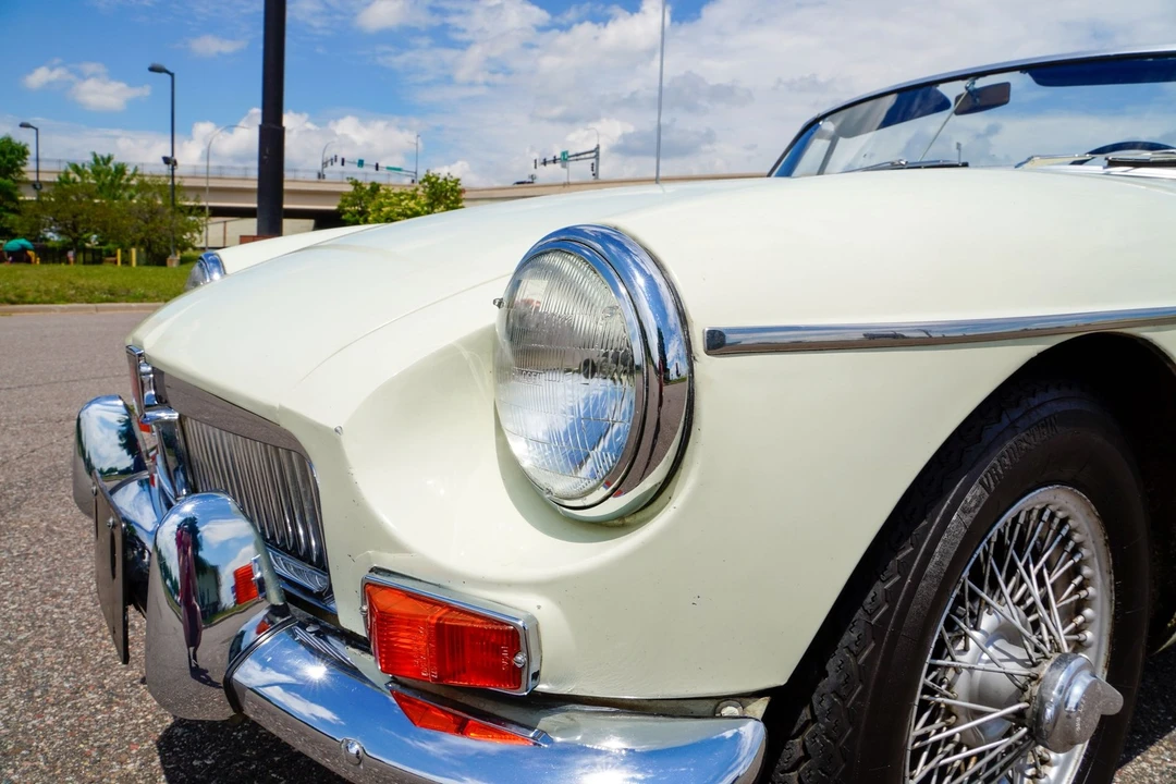 1968 MG MGB Roadster - Image 23 of 31