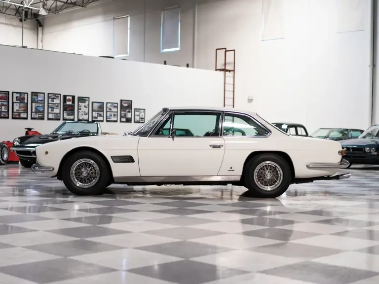 1968 Maserati Mexico - Image 6 of 27