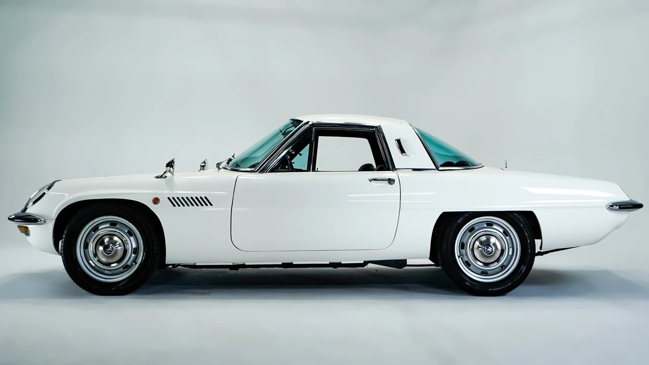 1968 Mazda L10A/L10B Cosmo - Image 12 of 31