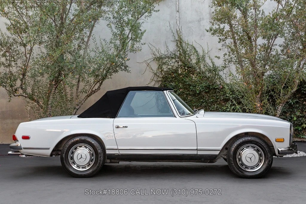 1968 Mercedes-Benz W110 - Image 10 of 12