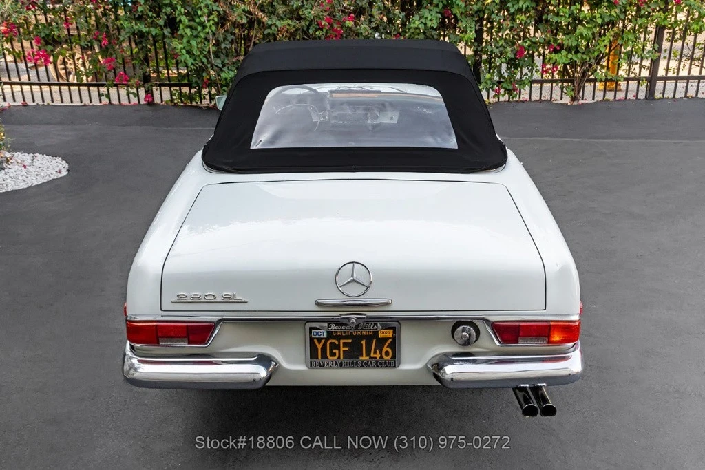 1968 Mercedes-Benz W110 - Image 11 of 12