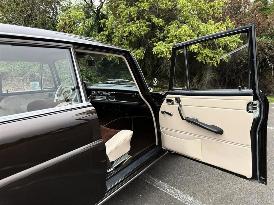 1968 Mercedes-Benz W114 & W115 - Image 30 of 31