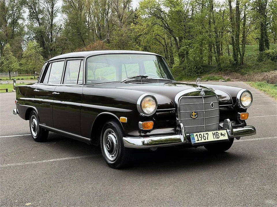 1968 Mercedes-Benz W114 & W115 - Image 11 of 31