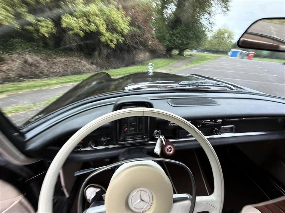 1968 Mercedes-Benz W114 & W115 - Image 23 of 31