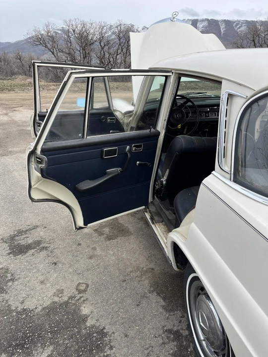 1968 Mercedes-Benz W110 - Image 26 of 31