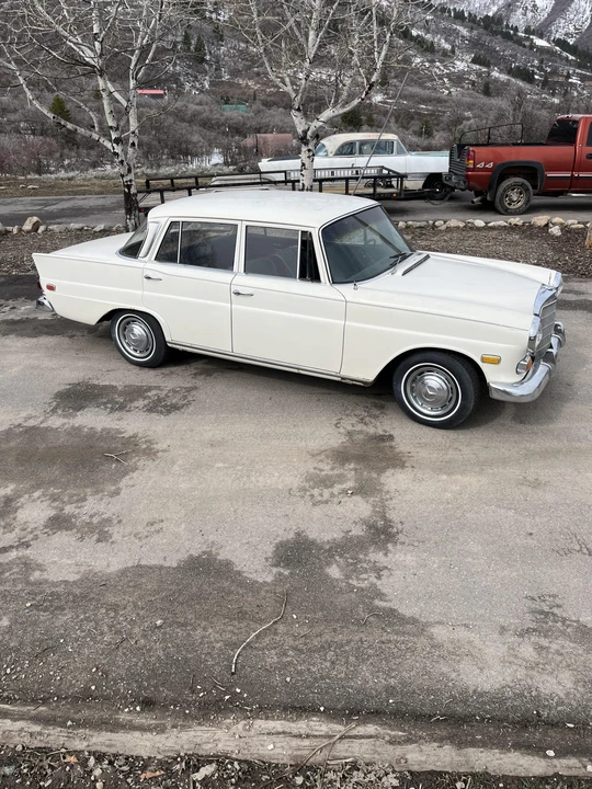 1968 Mercedes-Benz W110 - Image 8 of 31