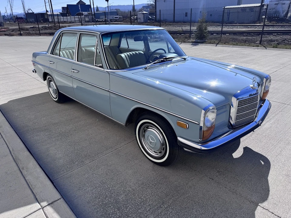 1968 Mercedes-Benz W114 & W115 - Image 4 of 31