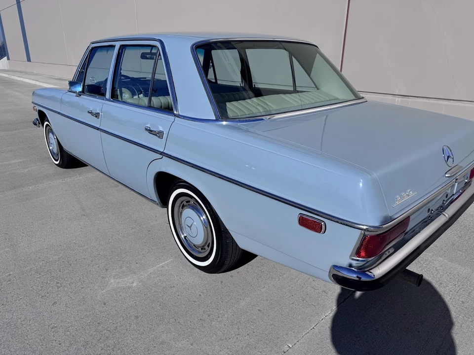 1968 Mercedes-Benz W114 & W115 - Image 10 of 31