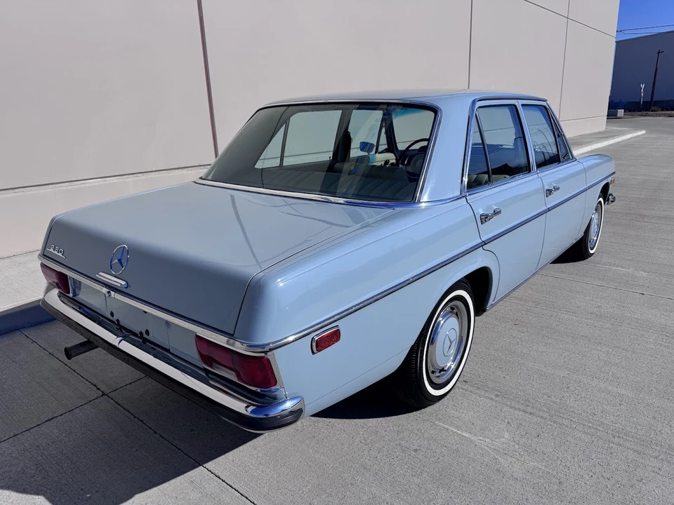 1968 Mercedes-Benz W114 & W115 - Image 8 of 31