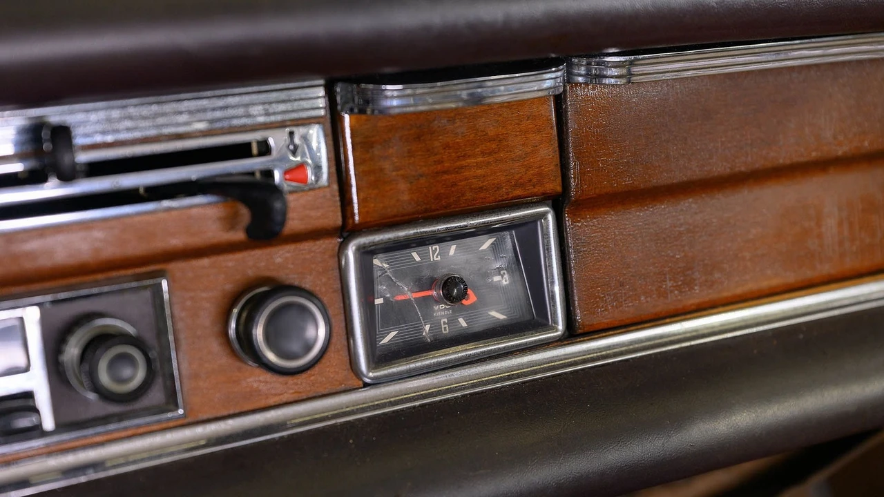 1968 Mercedes-Benz W110 - Image 28 of 31