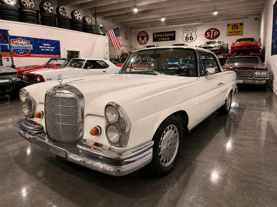 1968 Mercedes-Benz W108 & W109 - Image 10 of 31