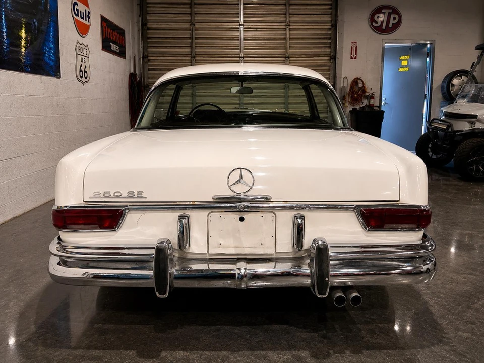 1968 Mercedes-Benz W108 & W109 - Image 3 of 31