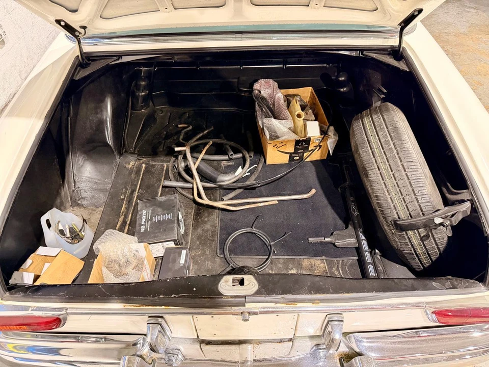 1968 Mercedes-Benz W108 & W109 - Image 24 of 31