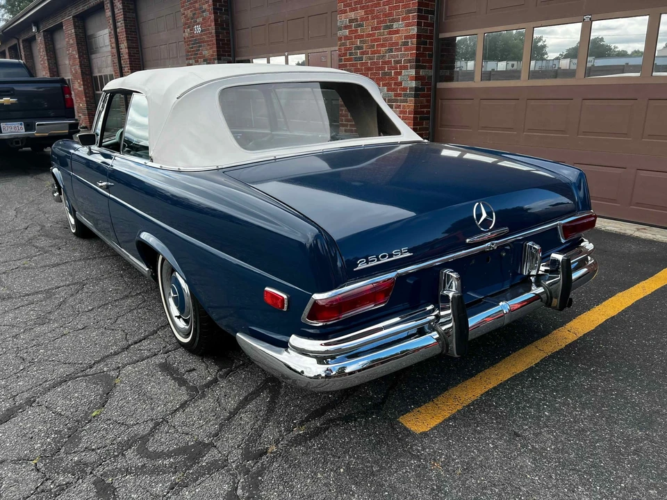 1968 Mercedes-Benz W111 Cabriolet - Image 7 of 31
