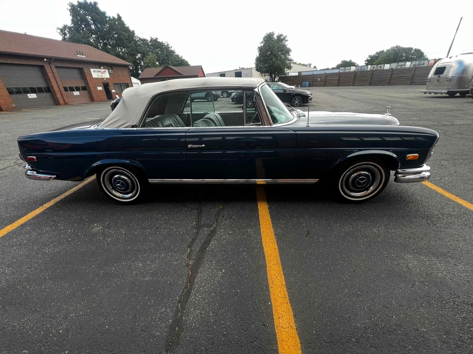 1968 Mercedes-Benz W111 Cabriolet - Image 12 of 31