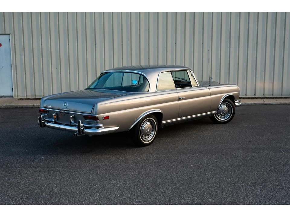 1968 Mercedes-Benz W108 & W109 - Image 4 of 31