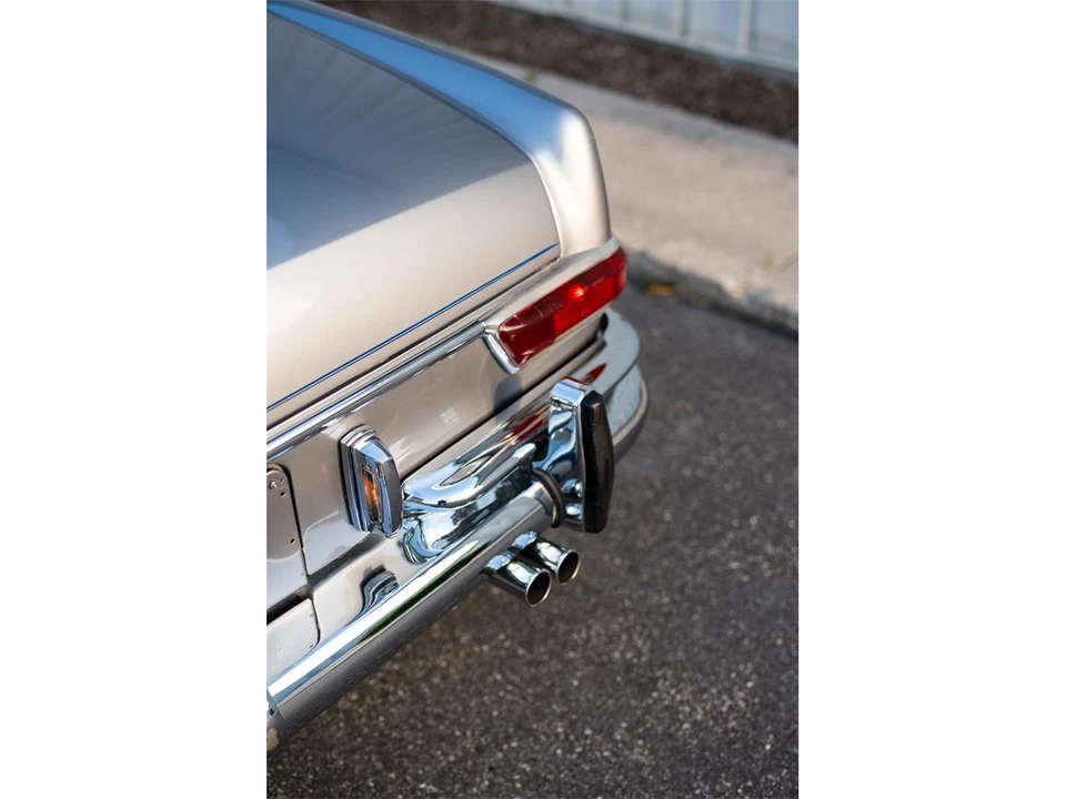 1968 Mercedes-Benz W108 & W109 - Image 17 of 31