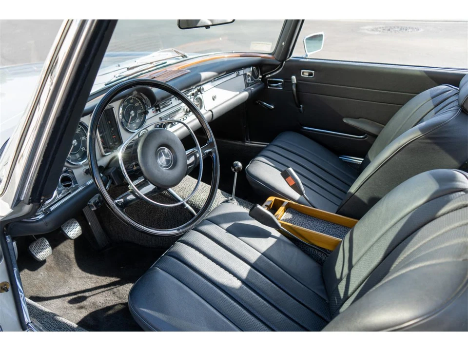 1968 Mercedes-Benz W108 & W109 - Image 15 of 31