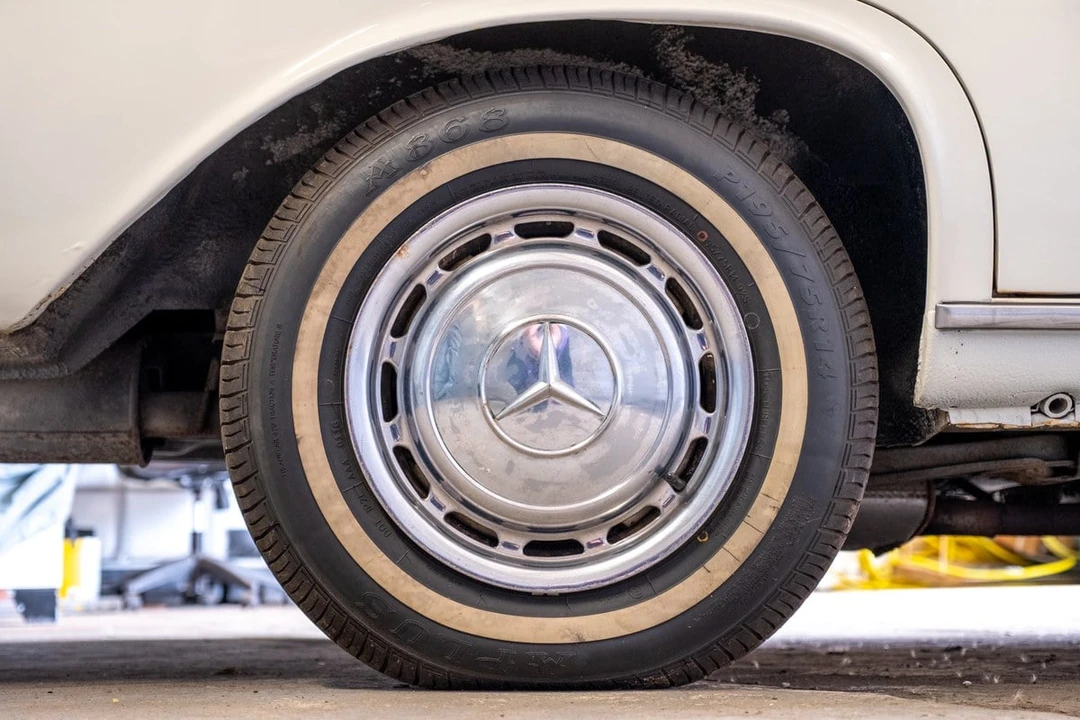 1968 Mercedes-Benz W108 & W109 - Image 13 of 30