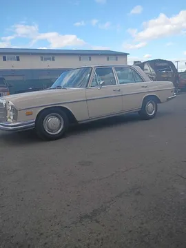 1968 Mercedes-Benz 300 SE Sedan 4D