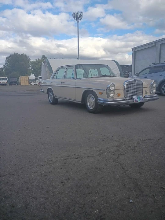1968 Mercedes-Benz W112 - Image 2 of 8