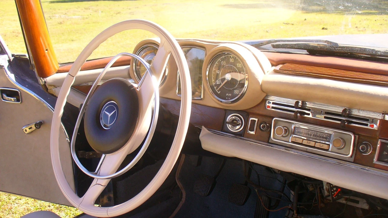 1968 Mercedes-Benz - Image 6 of 21