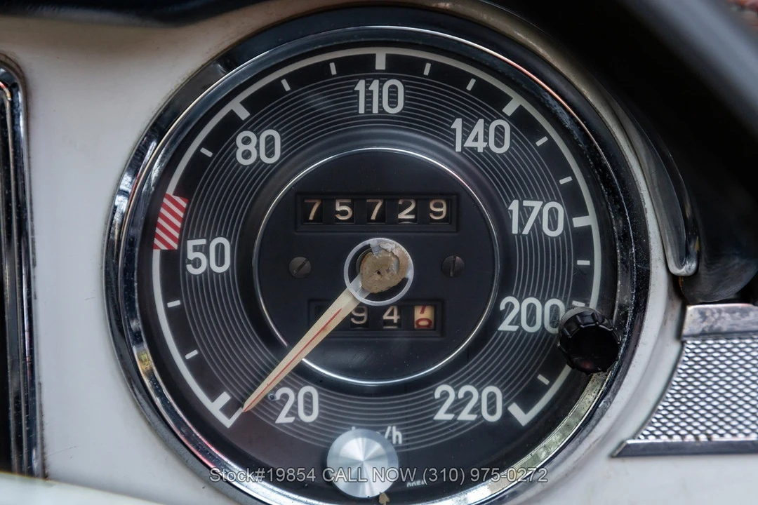 1968 Mercedes-Benz W113 SL-Class - Image 26 of 31